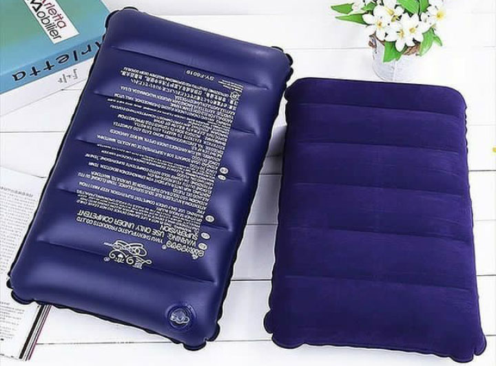 نقد و بررسی بالش بادی سفری اینتکس مدل LBT01